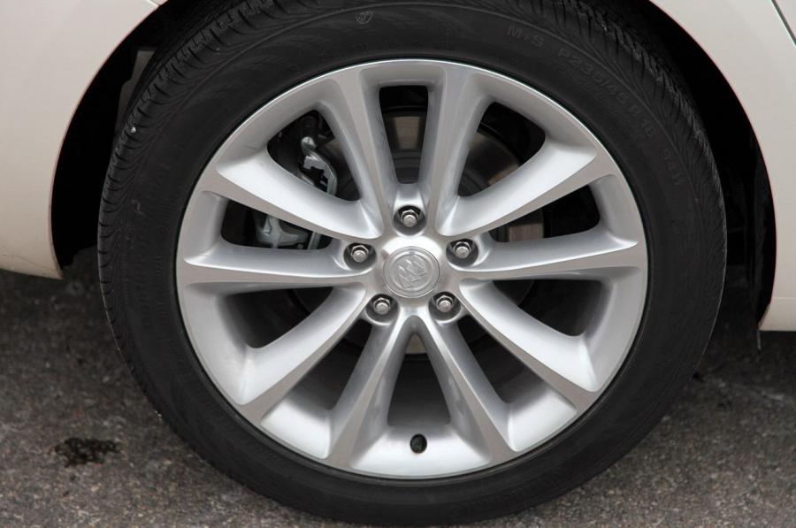  Buick Verano 2012 года  (фото 34 из 122)